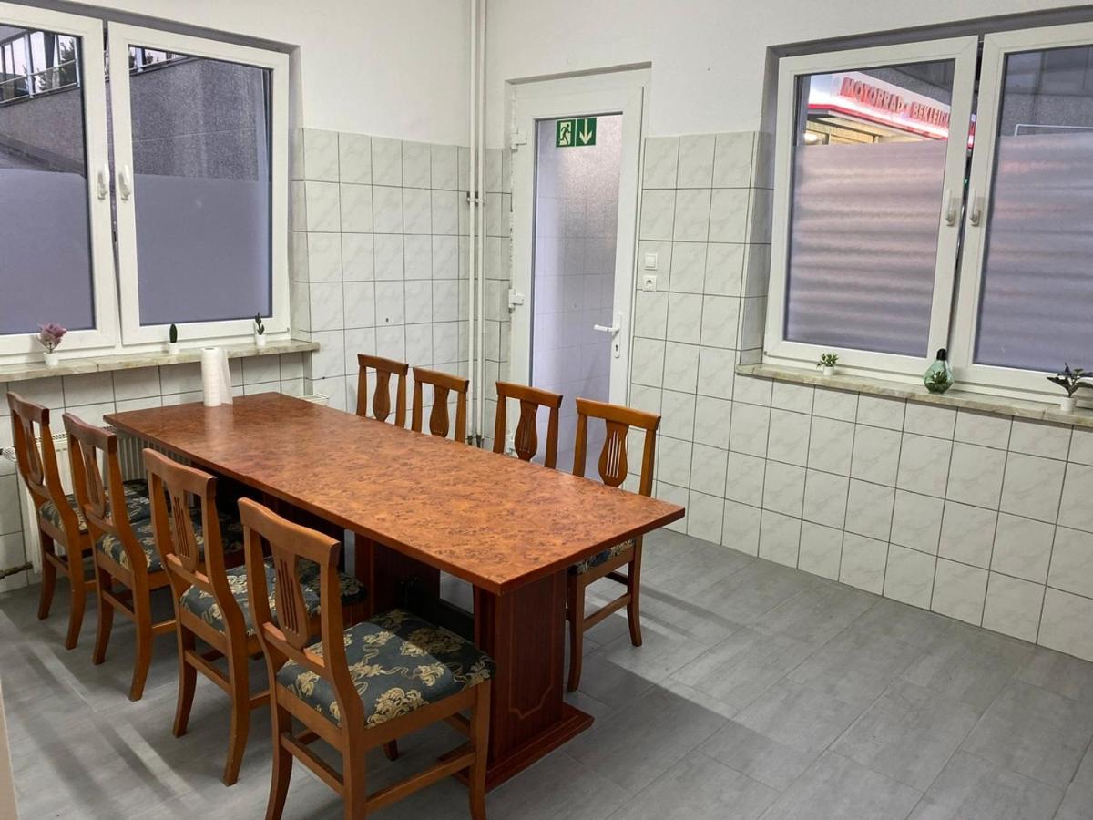 Pension Am Kreisel カッセル エクステリア 写真