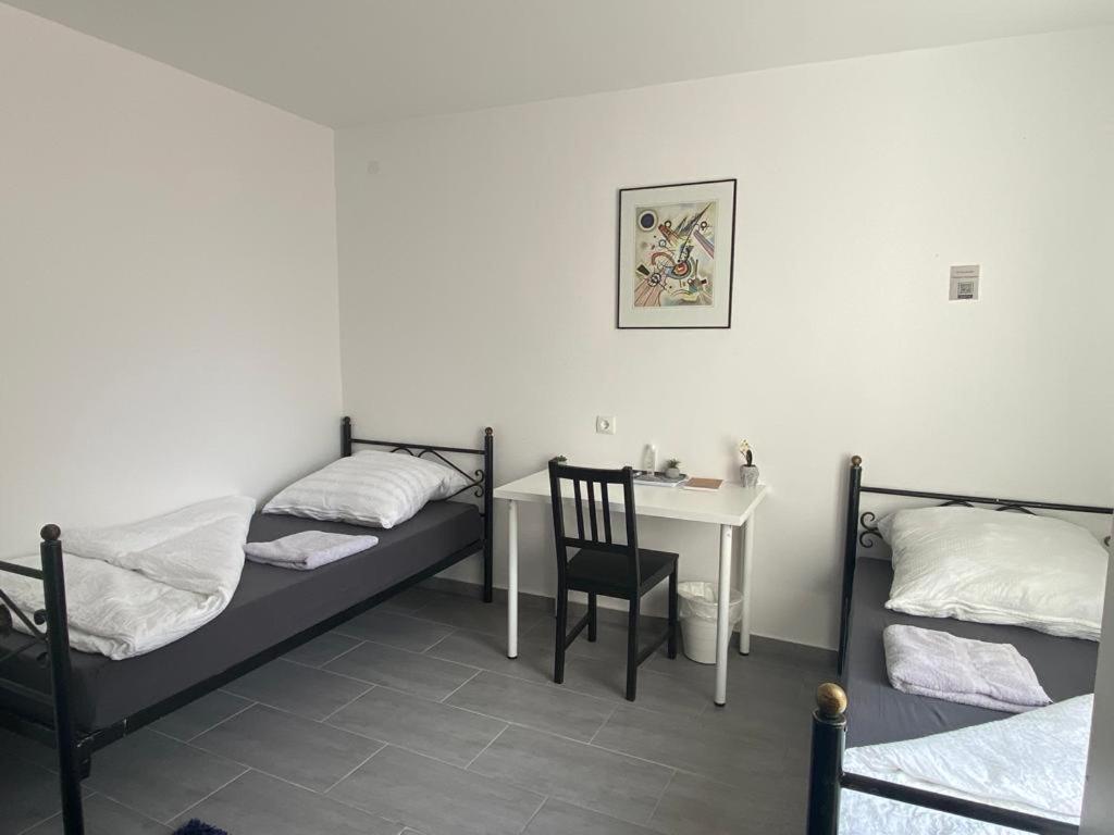 Pension Am Kreisel カッセル エクステリア 写真
